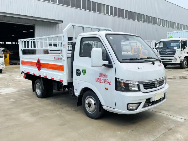 東風途逸氣瓶運輸車